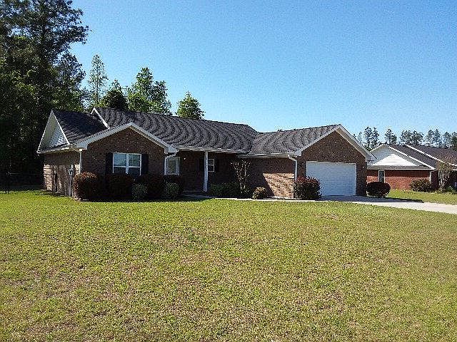 1st image of 163 Pecan Dr NE