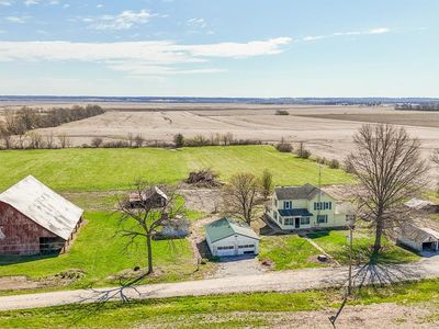 27324 Delaware Pl, New Cambria, MO, 63558