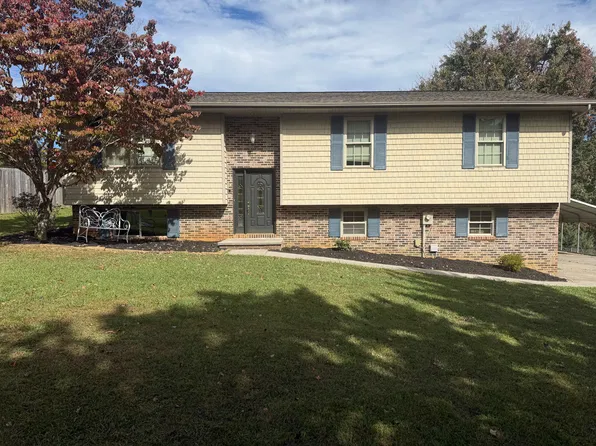 2716 Chantay Dr, Maryville, TN 37803