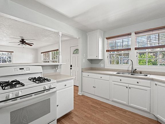 5th image of 659 N Bush Street