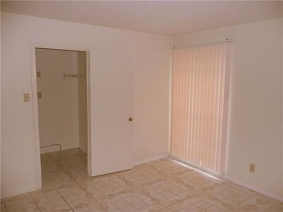 2nd image of 10211 Sugar Branch Dr APT 419