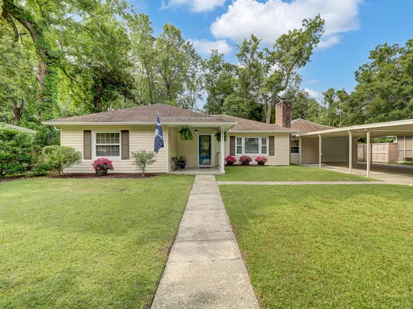 1331 S Sherwood Dr, Charleston, SC 29407
