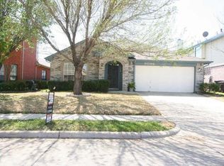 9096 Blue Ridge Trl, Fort Worth, TX 76118