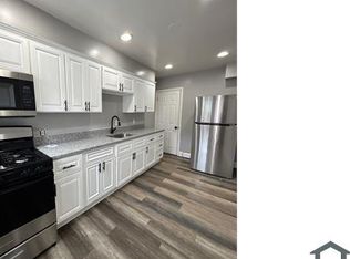 1530 Upshire Rd, Baltimore, MD 21218