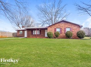 607 S Carolina Ave, Statesville, NC 28677