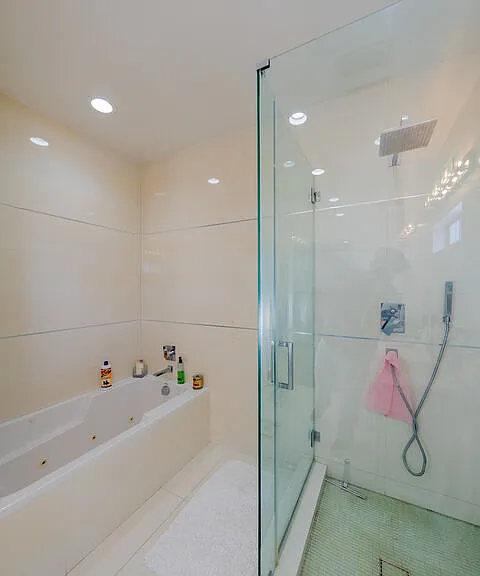 2256 Montrose Ave #2 — Photo 14