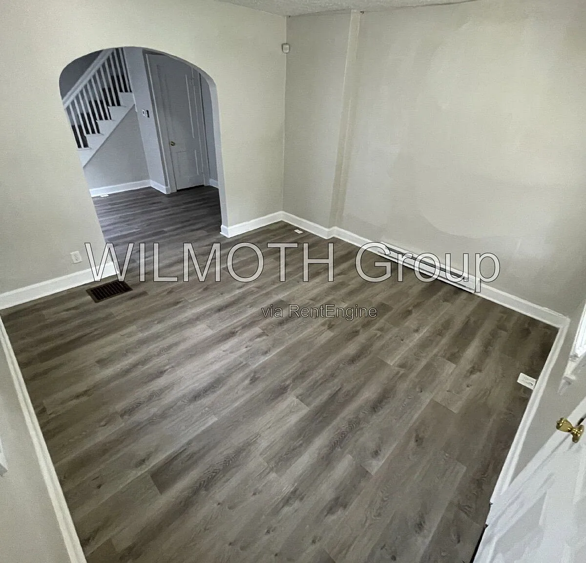 1 bed, 1.0 bath, 806 sqft, $695 — Photo 3