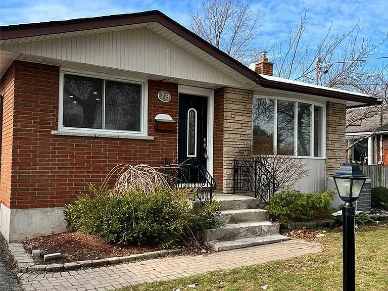 78 Regent Dr — Photo 1