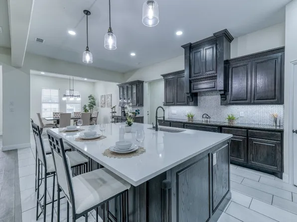 117 Coyote Cave Ln, Alvord, TX 76225