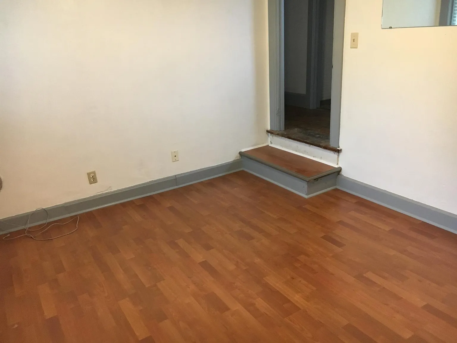 5 bed, 1247 sqft, $1,775 — Photo 2