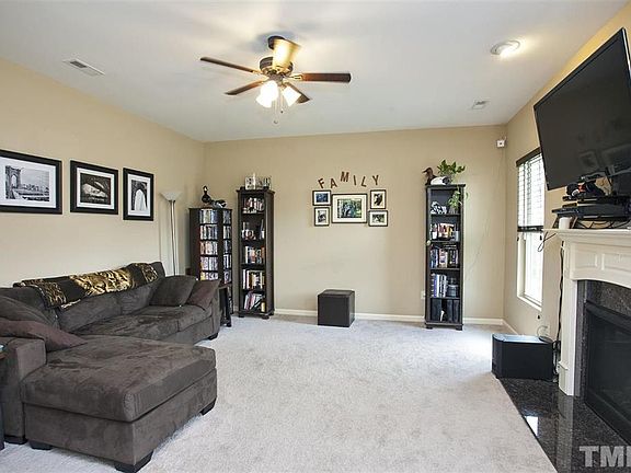 5th image of 104 Jigsaw Dr