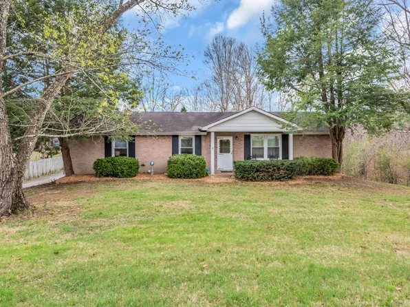 3240 Highway 49 E, Charlotte, TN 37036