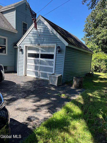 2nd image of 3460 Carman Road