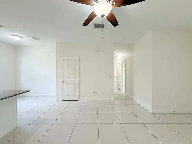 2 W Orange St #102 — Photo 16