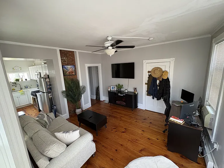 10 Garden St #1 — Photo 8