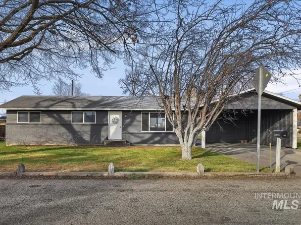 815 Ayers Ave, Fruitland, ID 83619