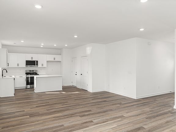 5th image of 2292 Nicholas Ave Lot 184