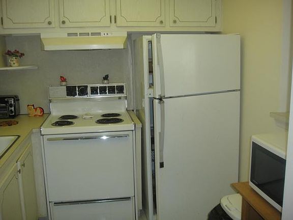 2nd image of 66 Norwich C #66
