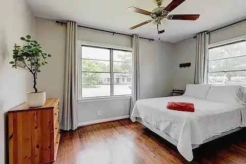 3606 Yosemite St — Photo 9
