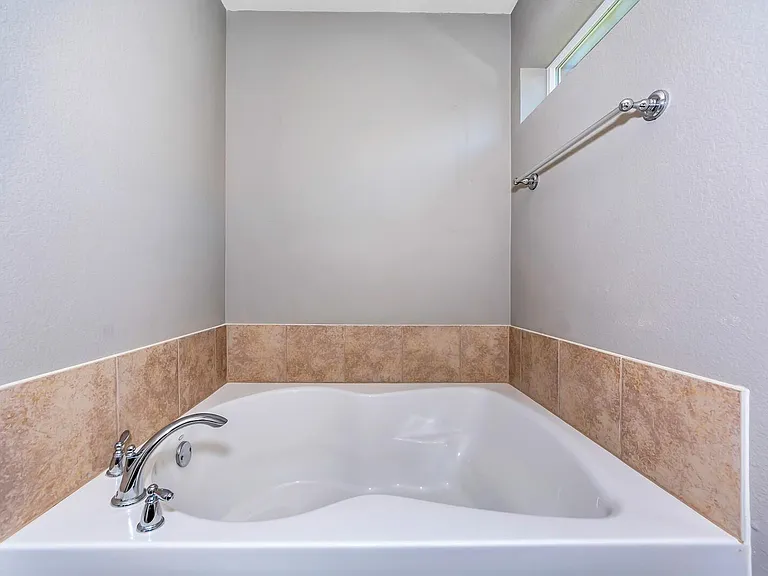 15944 Blaketree Dr — Photo 13