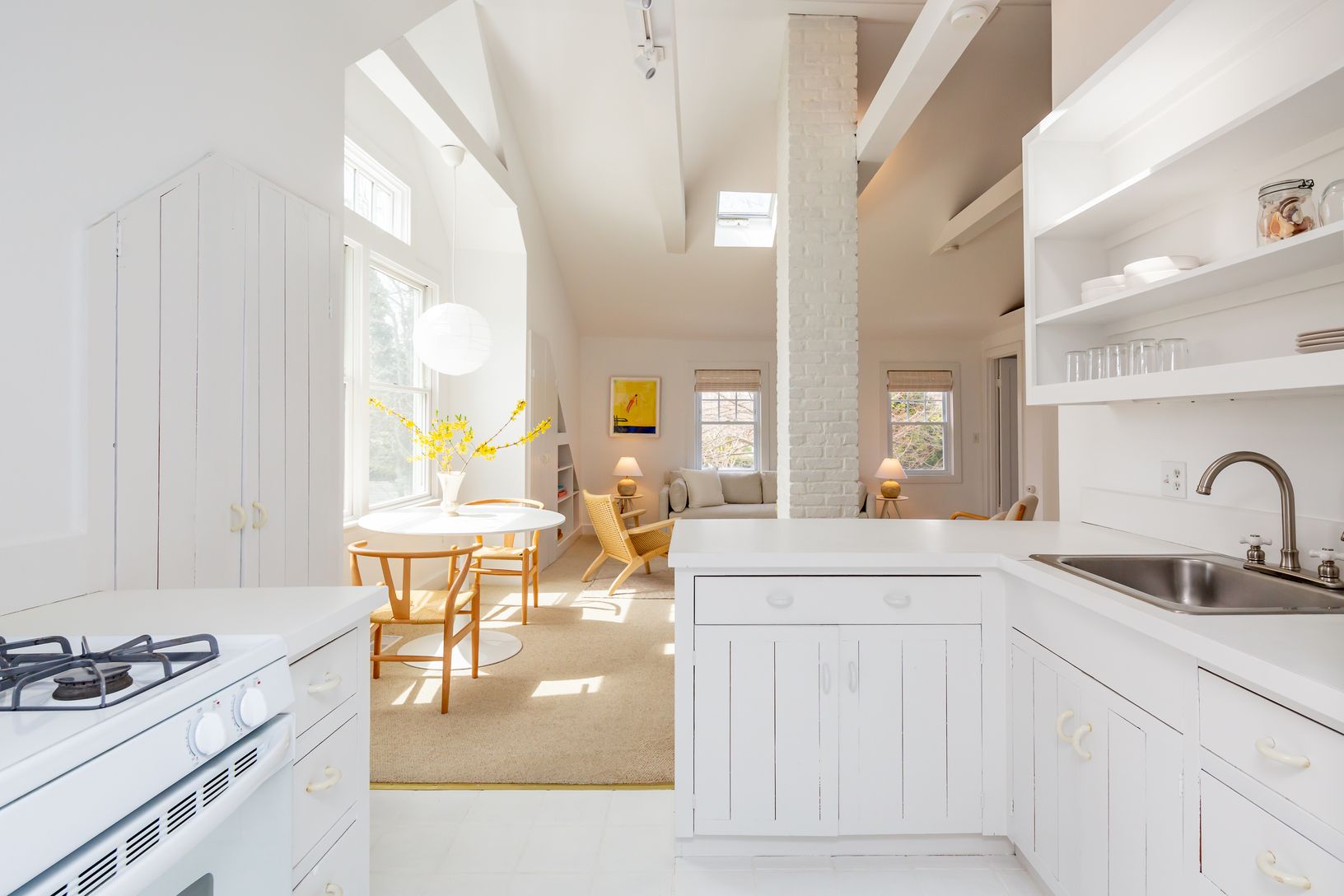  Second Floor Apartment
