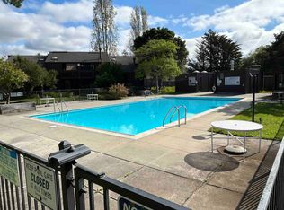 122 Tree Frog Ln, Santa Cruz, CA 95060