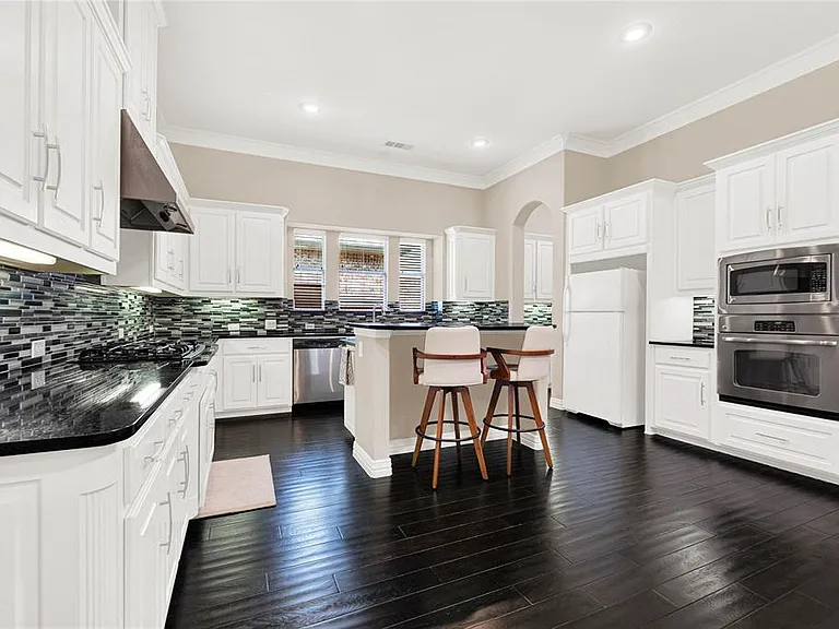 12035 Bryant Dr — Photo 12