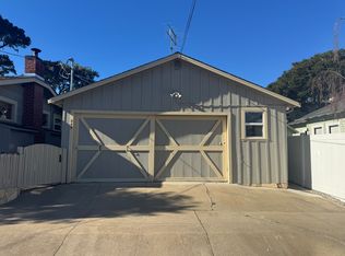 244 Locust St, Pacific Grove, CA 93950