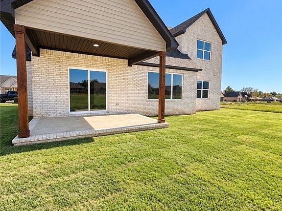 3rd image of 509 Dutton Ct