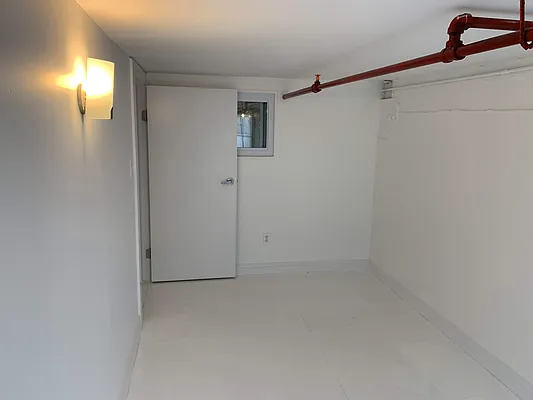 Rented by Carnegie Management Inc | media 8