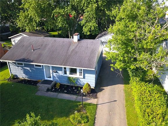 2nd image of 2332 Acosta St