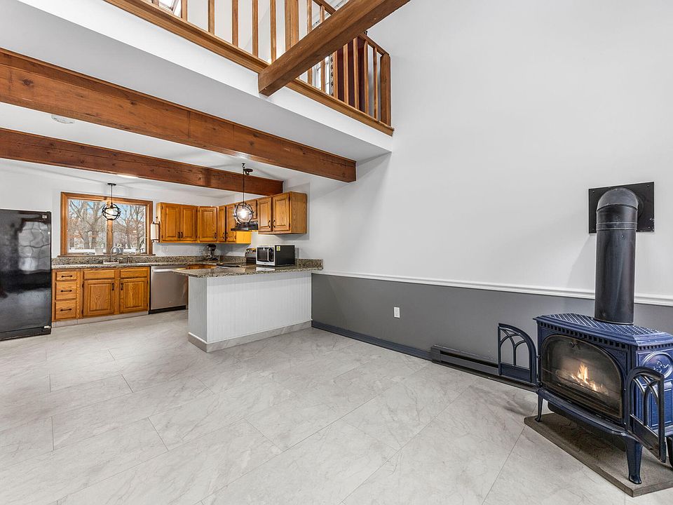 1st image of 186 Walnut Street