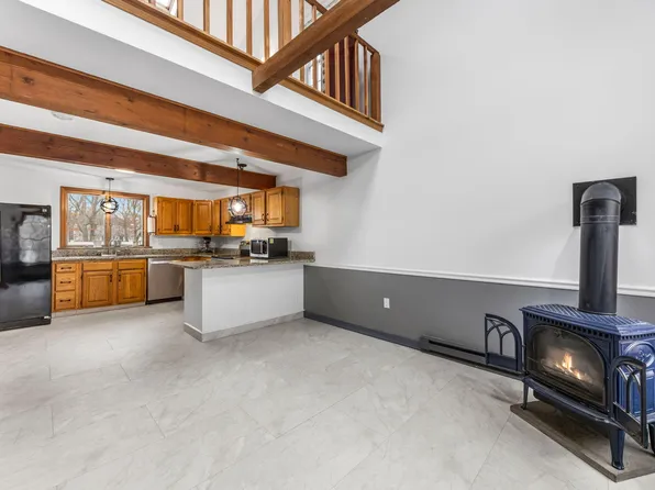 186 Walnut Street, Hyannis, MA 02601