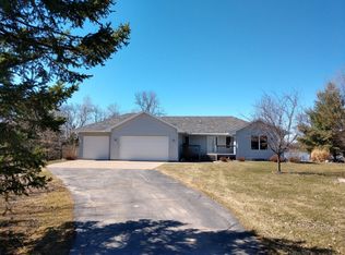 26590 Lakeview Dr, Mora, MN 55051