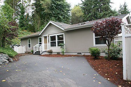 1st image of 105 NW 205th St