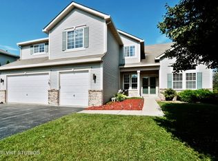 1470 Tudor Dr, Mundelein, IL