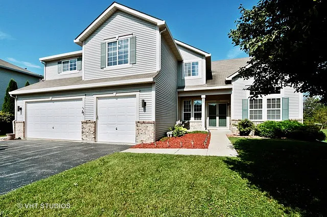 1470 Tudor Dr photo 1