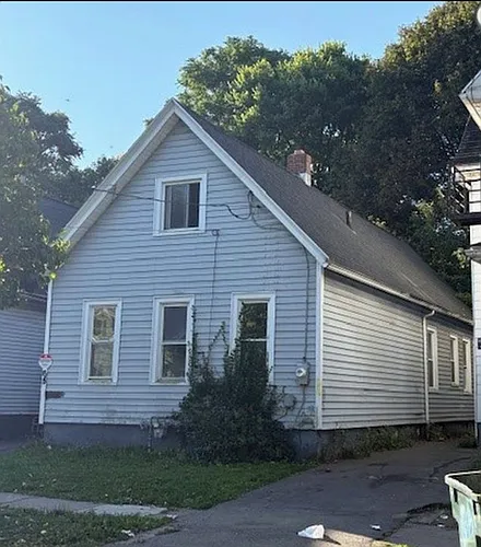 65 Kosciusko St Photo 1