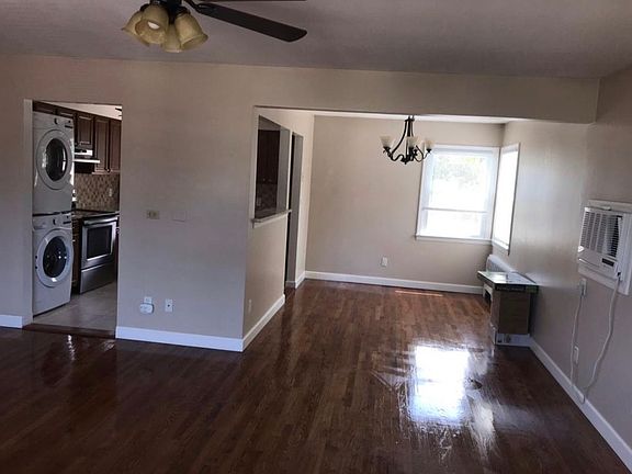 2nd image of 13 Hallock St #2