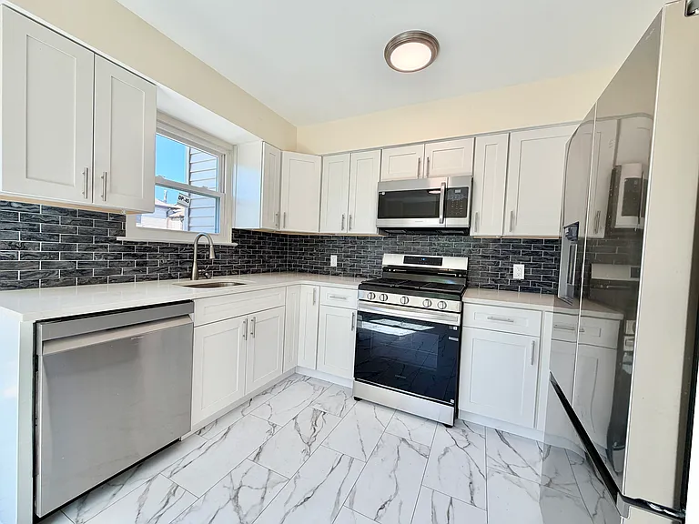 36 Donley Ave #2 — Photo 12