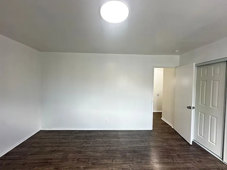3408 68th Ave — Photo 10