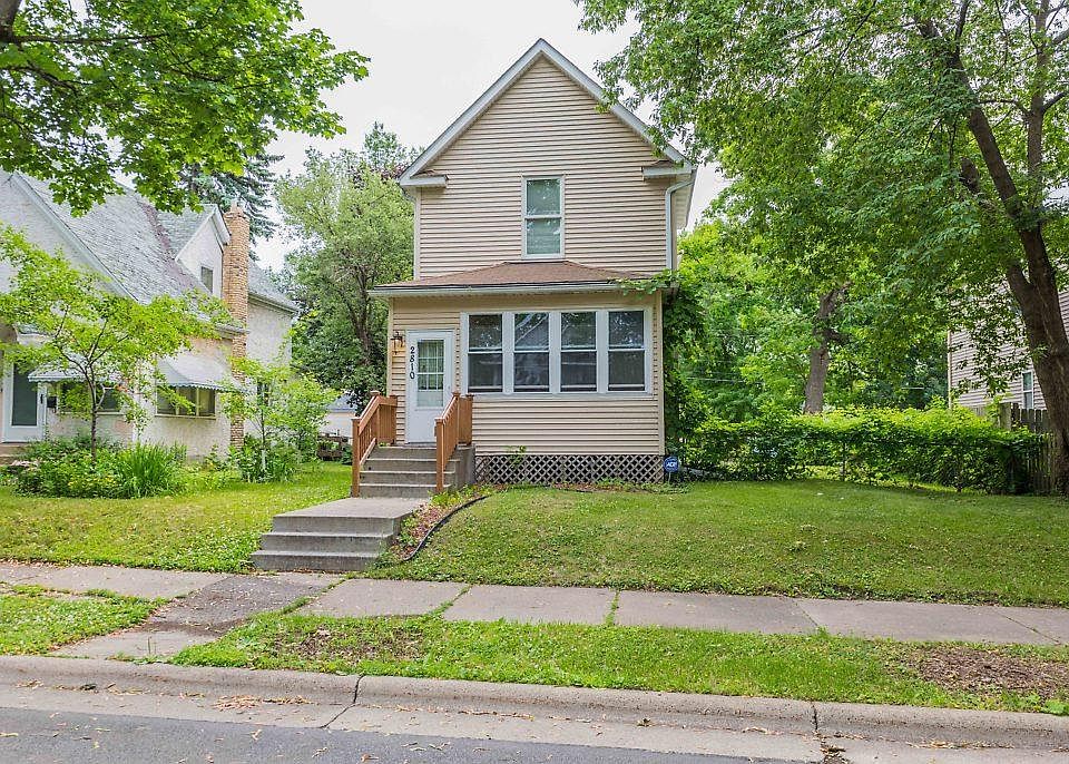 1st image of 2810 Fremont Ave N