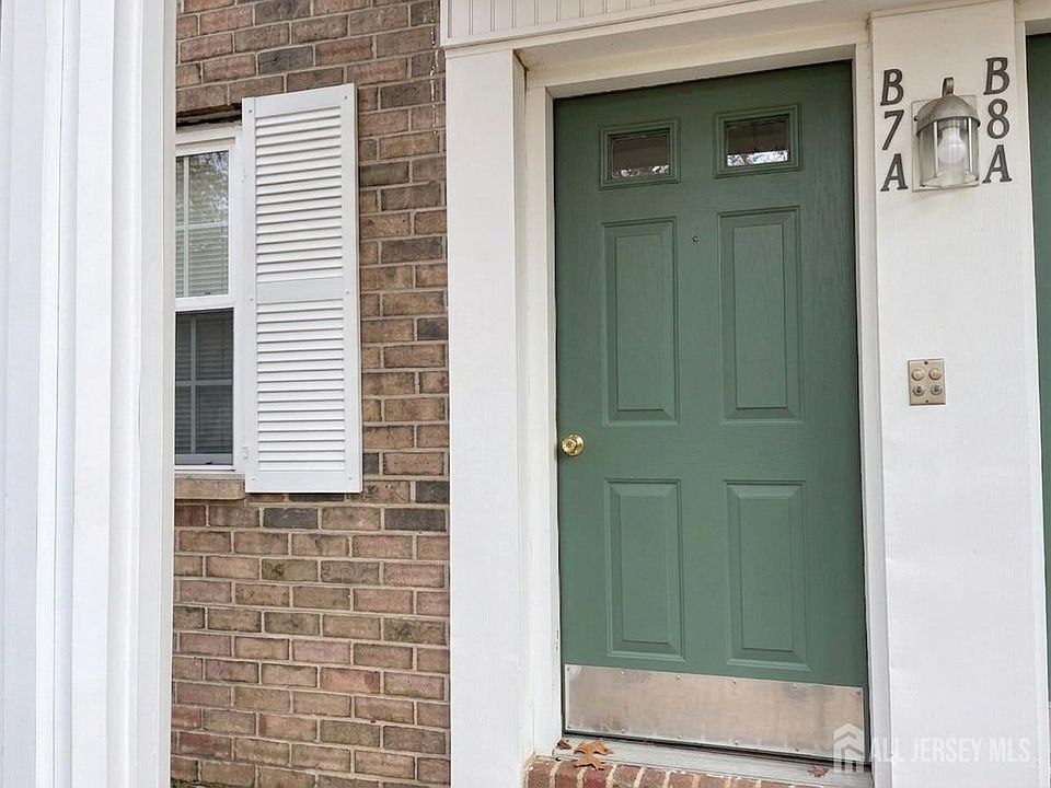 1st image of 44 Judson St #7A