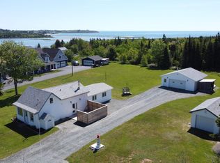 7 Hurricane Ln, Eastern Passage, NS B3G 1S3