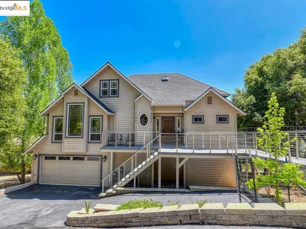 20239 Pleasantview Dr, Groveland, CA 95321