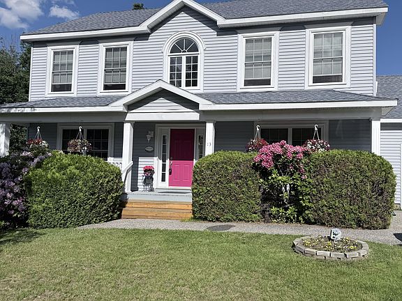 3rd image of 13 Oakwood Drive