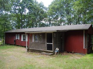 109 Galahad Rd, Greeley, PA 18425