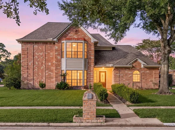 15526 Cabildo Dr, Houston, TX 77083