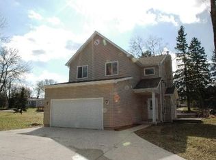 38870 N Wilton Ave, Lake Villa, IL 60046
