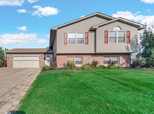 2993 Angelina St, Portage, IN 46368